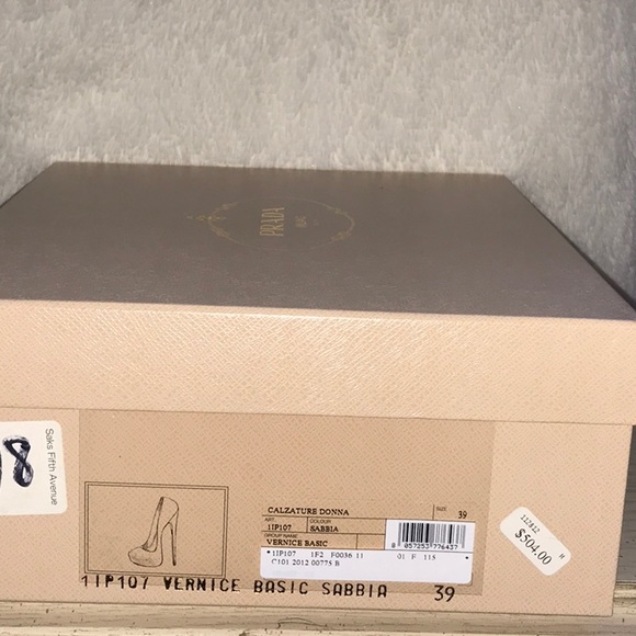 PRADA. Cream Patent leather platform pump - Picture 7 of 8